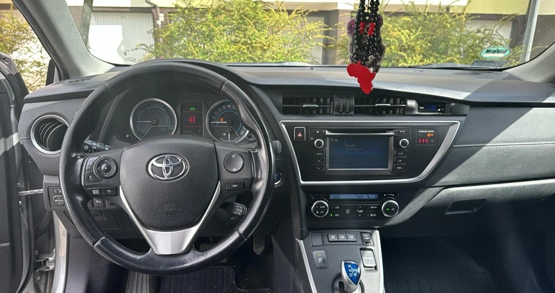 Toyota Auris cena 52800 przebieg: 192000, rok produkcji 2015 z Opole małe 106